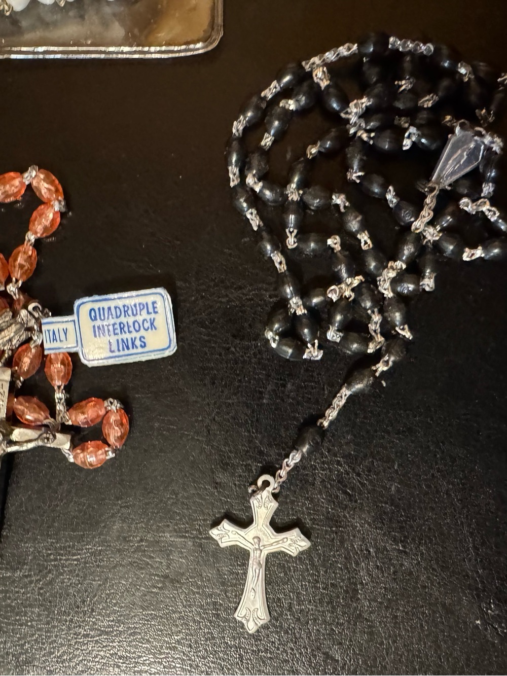 Set of religious rosaries different colors, marked “Italy” on the back of Cross - Picture 4 of 5